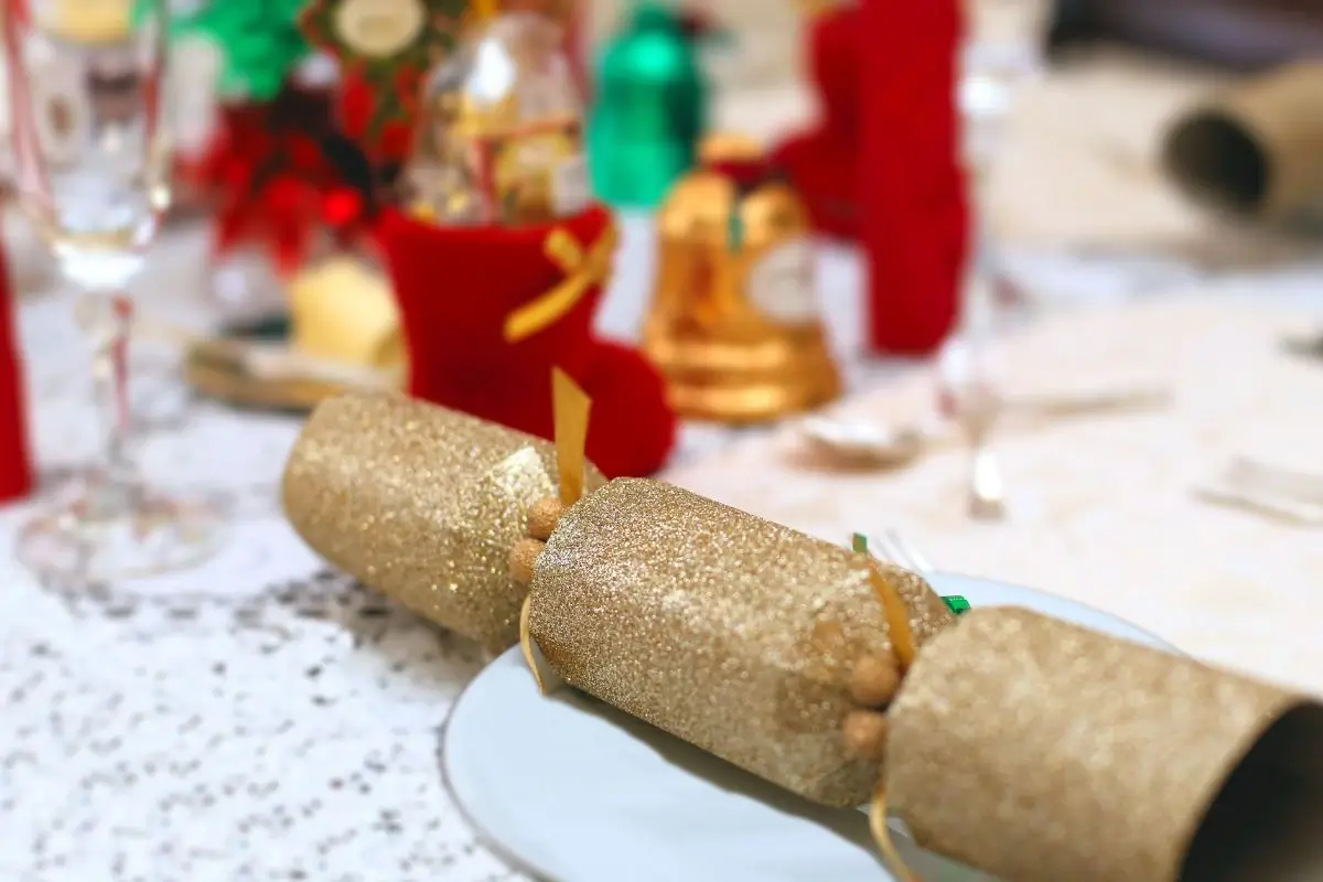 Best-selling Christmas cracker concepts for wholesale range planning
